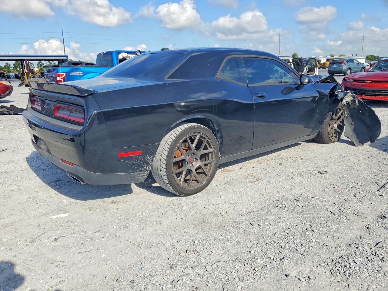2019 Dodge Challenger Sxt - Фото 3