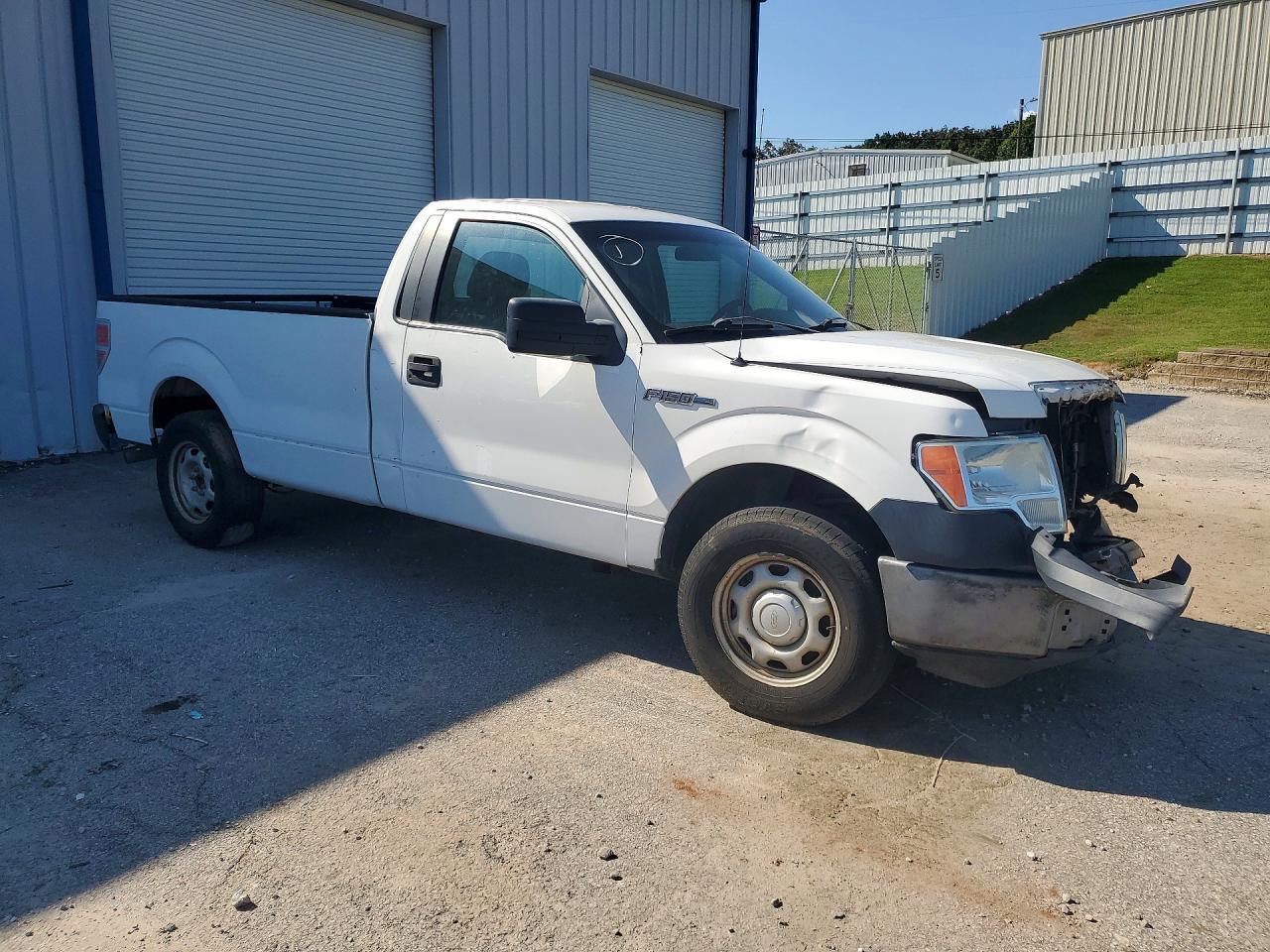 2013 Ford F150 - Image 4