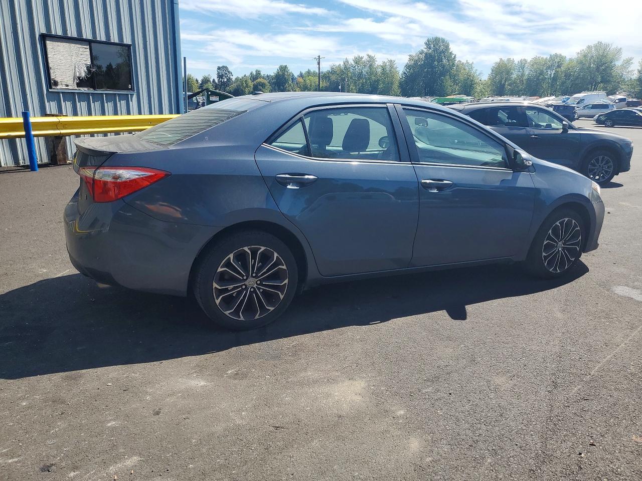 2015 Toyota Corolla S Premium - Фото 3