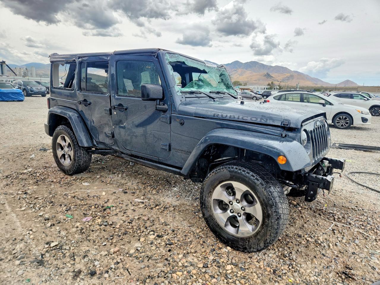 2016 Jeep Wrangler Unlimited Rubicon - Image 4