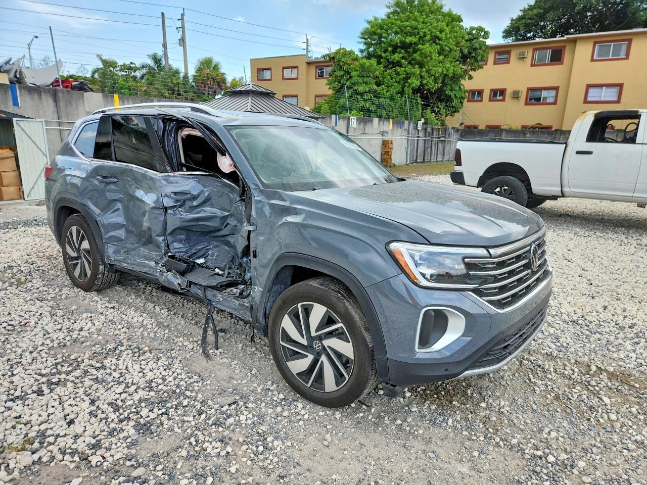 2025 Volkswagen Atlas Sel - Фото 4