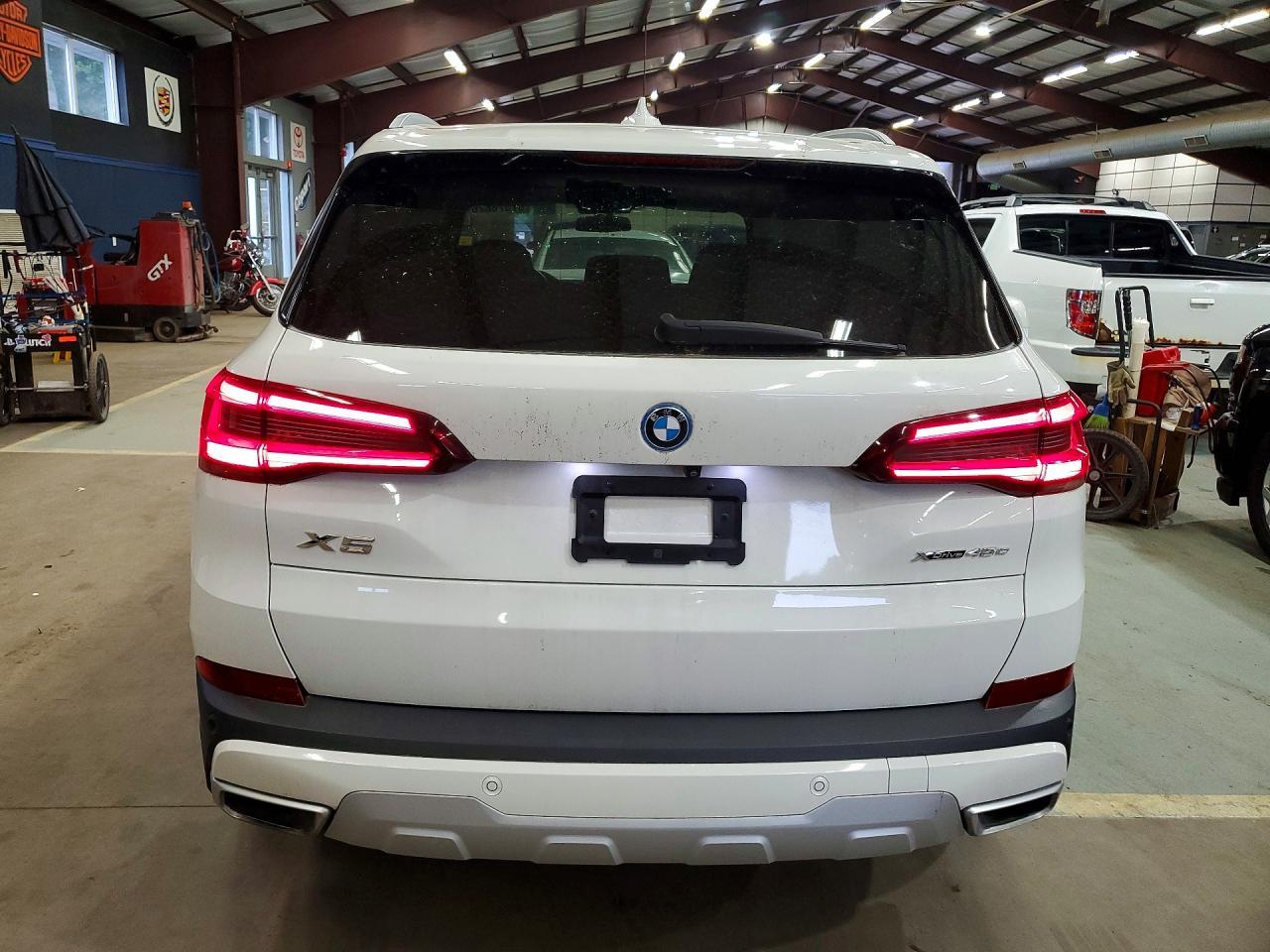 2022 BMW X5 xDrive45E - Фото 6
