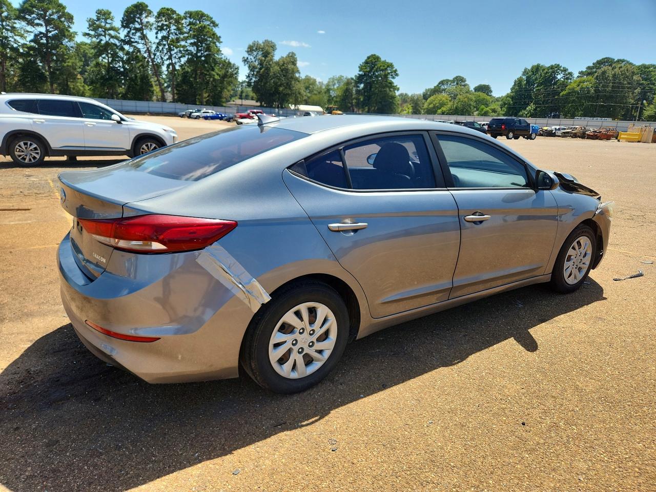 2017 Hyundai Elantra Se - Image 3