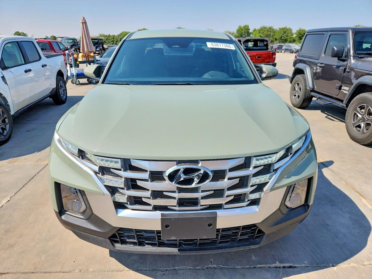 2024 Hyundai Santa Cruz Se - Image 5