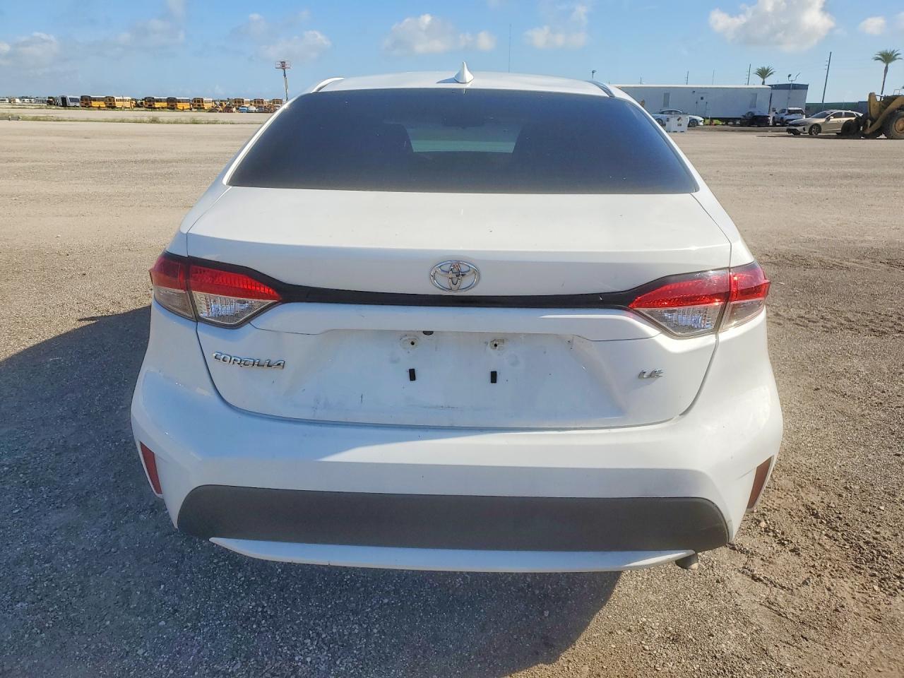 2020 Toyota Corolla Le - Image 6
