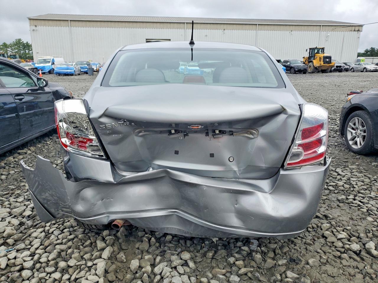 2009 Nissan Sentra 2.0 - Фото 6