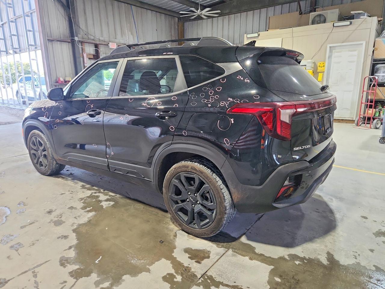 2024 Kia Seltos X Line - Image 2