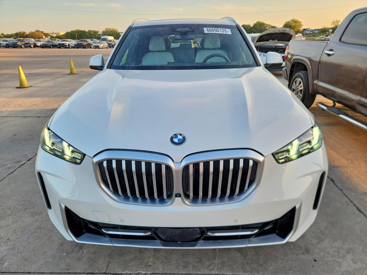 2025 BMW X5 xDrive40I - Фото 5