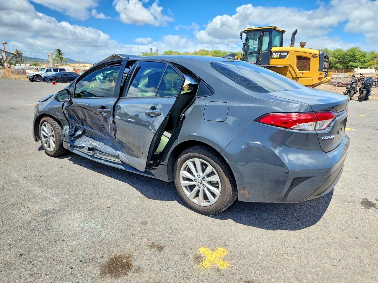 2025 Toyota Corolla Le - Фото 2