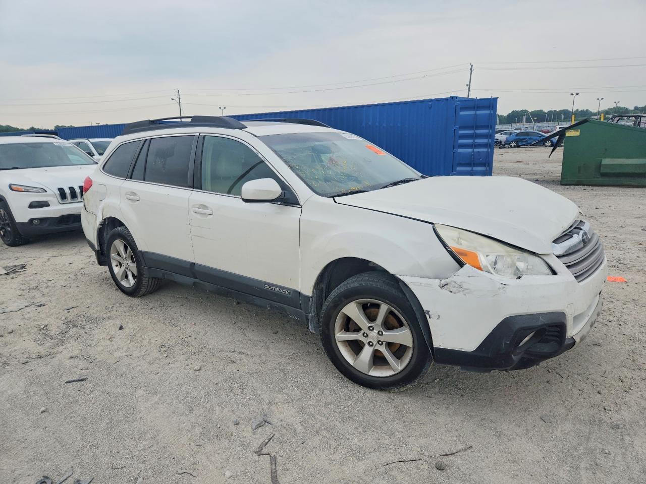 2013 Subaru Outback 2.5I Limited - Image 4