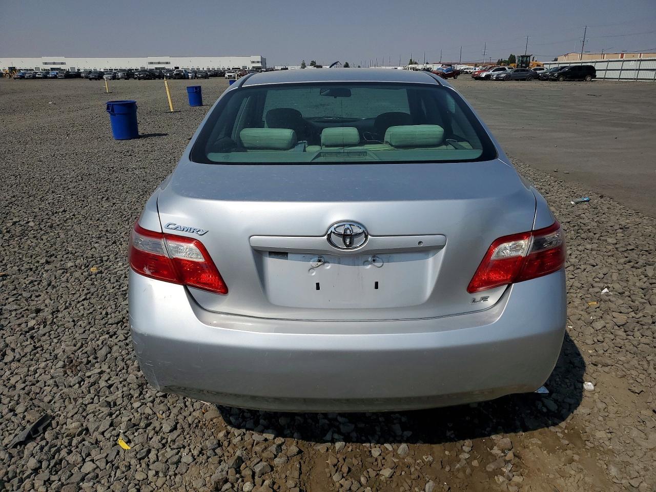 2008 Toyota Camry Le - Image 6