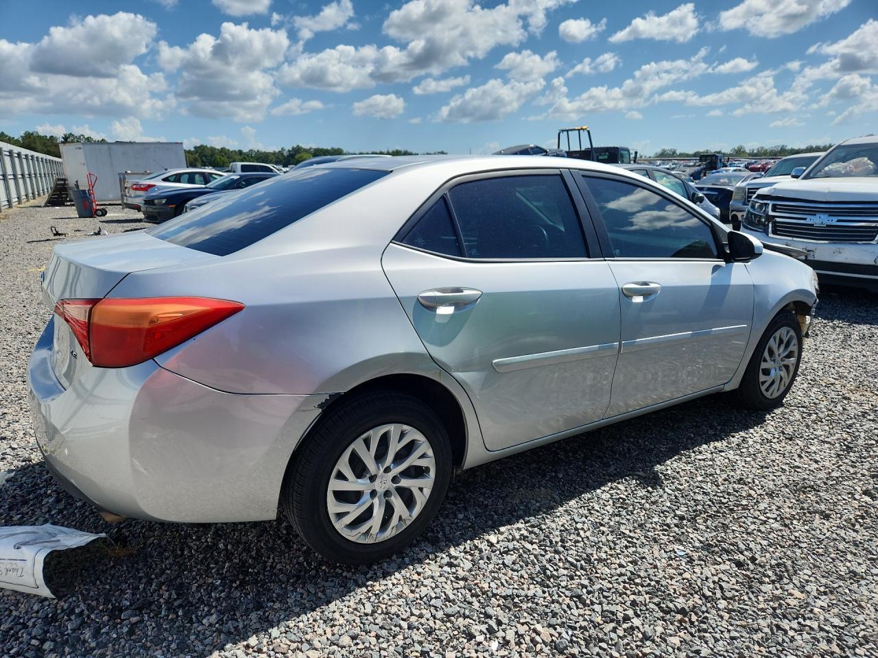 2017 Toyota Corolla Le - Image 3