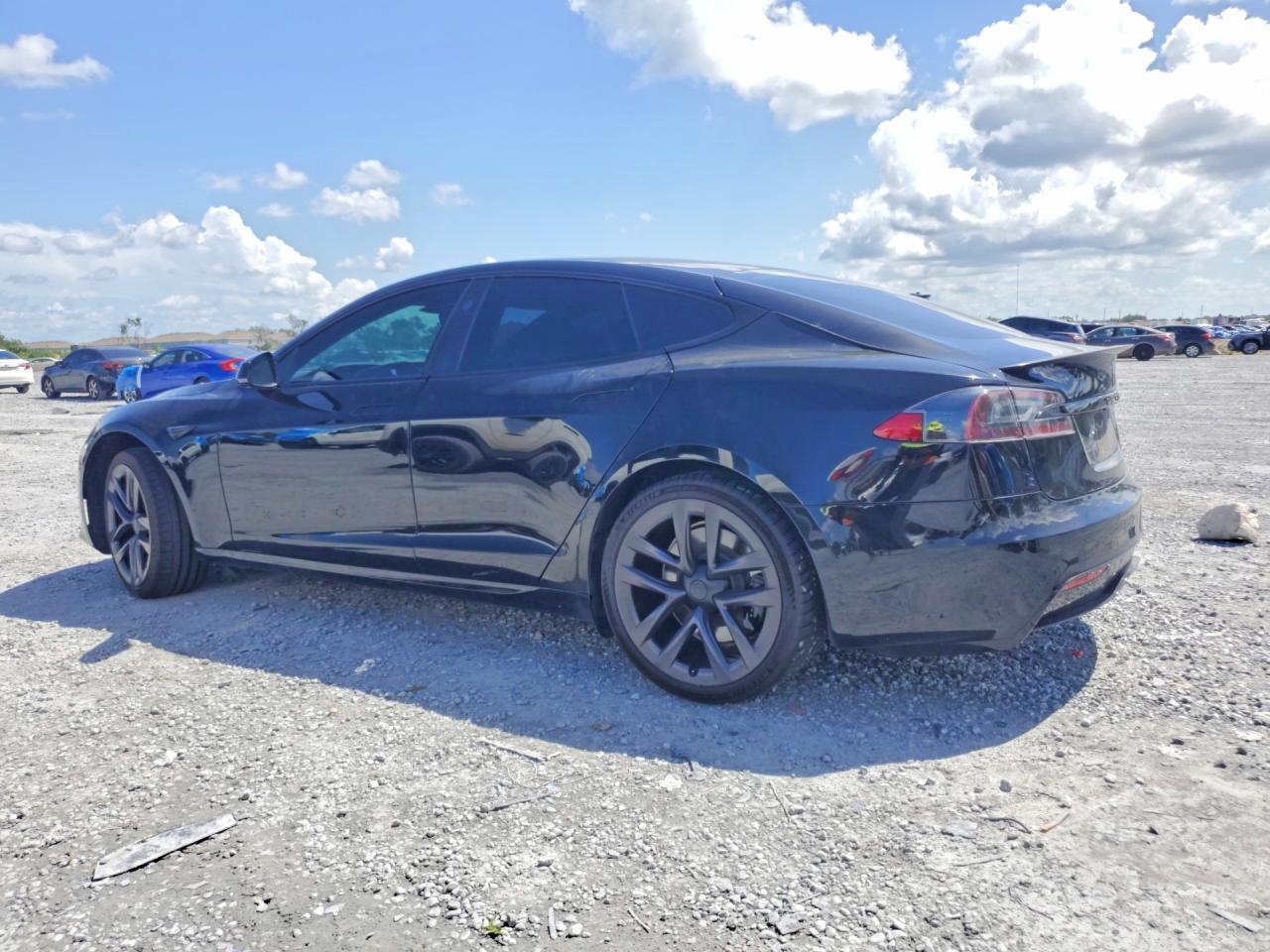 2021 Tesla Model S - Image 2