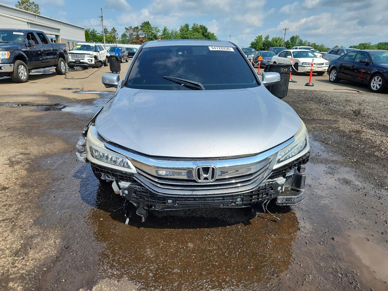 2017 Honda Accord Touring - Фото 5