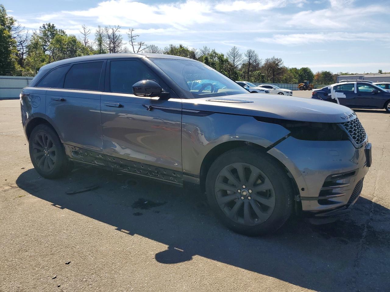 2019 Land Rover Range Rover Velar R-Dynamic Se - Image 4