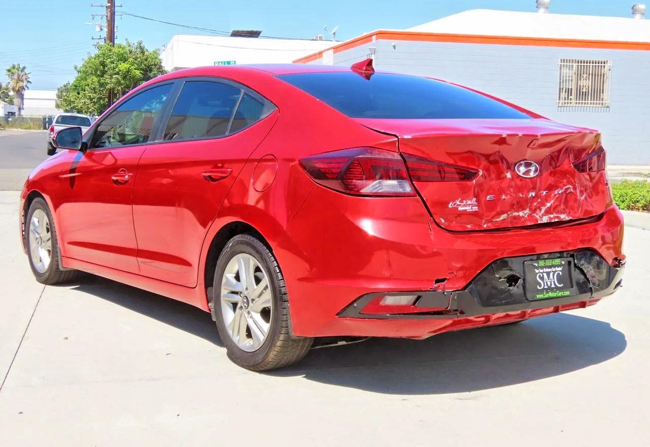2019 Hyundai Elantra Sel - Фото 4