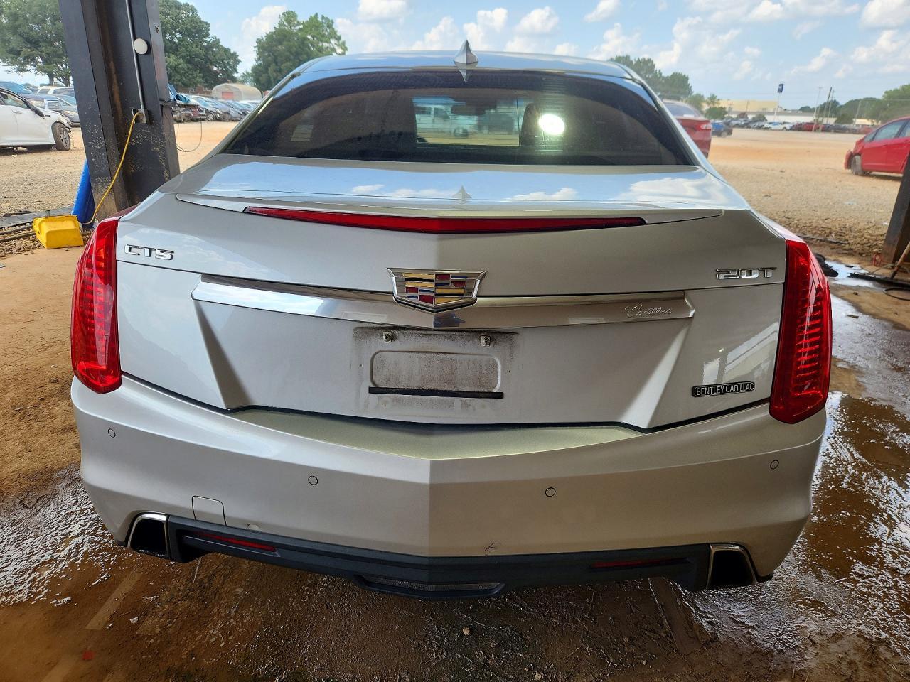2018 Cadillac Cts Luxury - Image 6