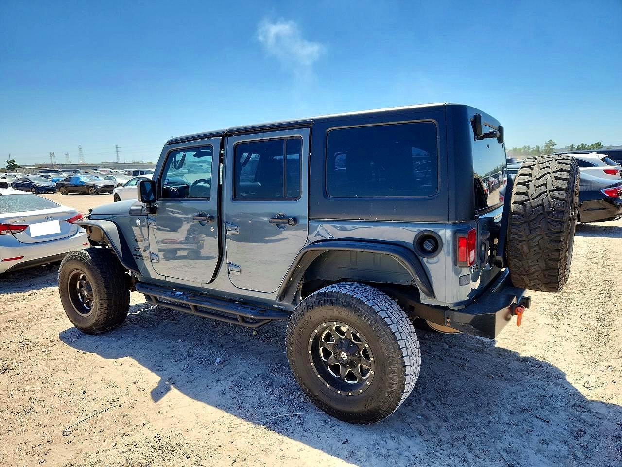 2015 Jeep Wrangler Unlimited Sport - Image 2