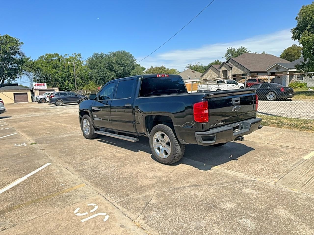 2018 Chevrolet Silverado C1500 Custom - Фото 3