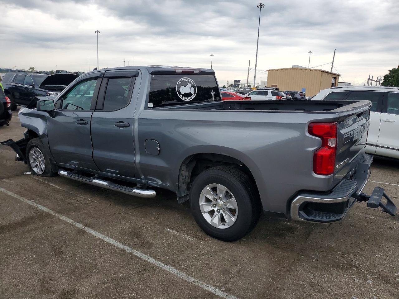 2019 Chevrolet Silverado C1500 - Image 2