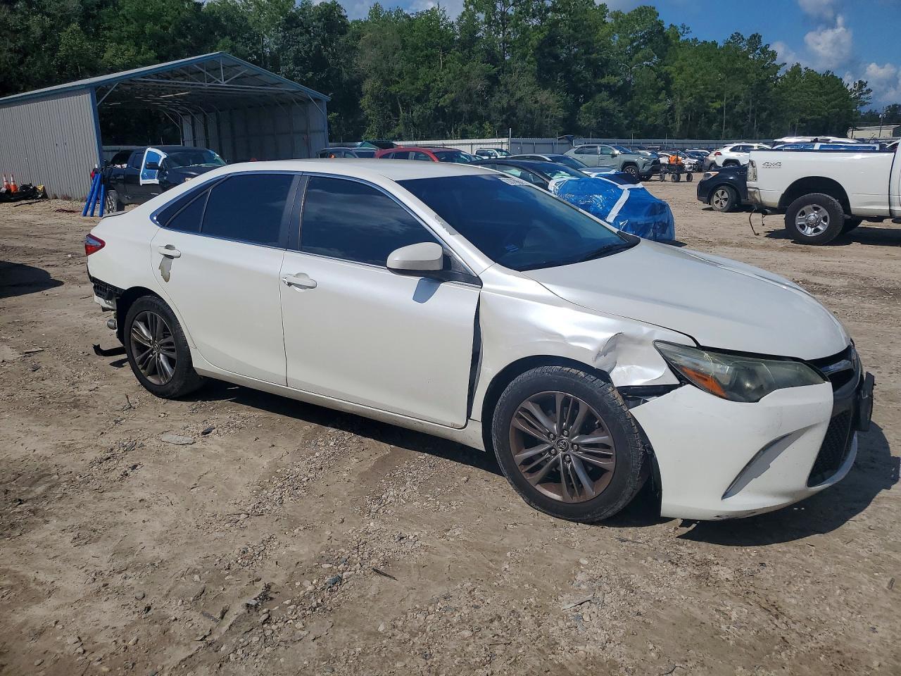2015 Toyota Camry Se - Фото 4