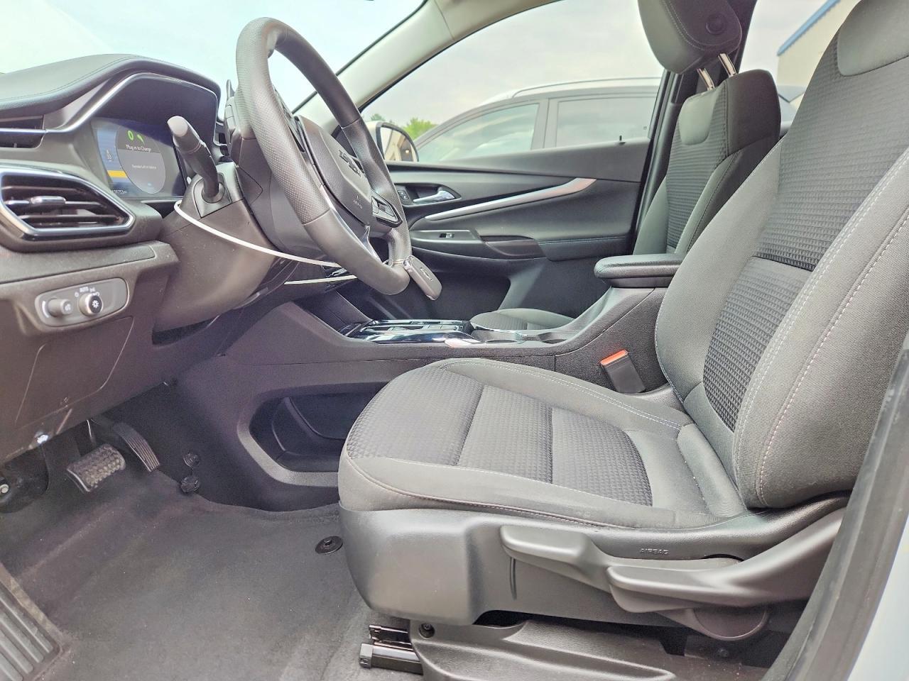 2023 Chevrolet Bolt Euv Lt - Image 7