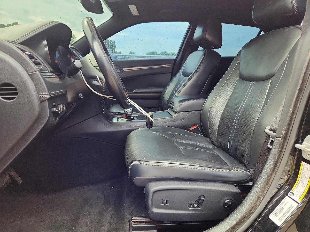 2013 Chrysler 300C Varvatos - Фото 7