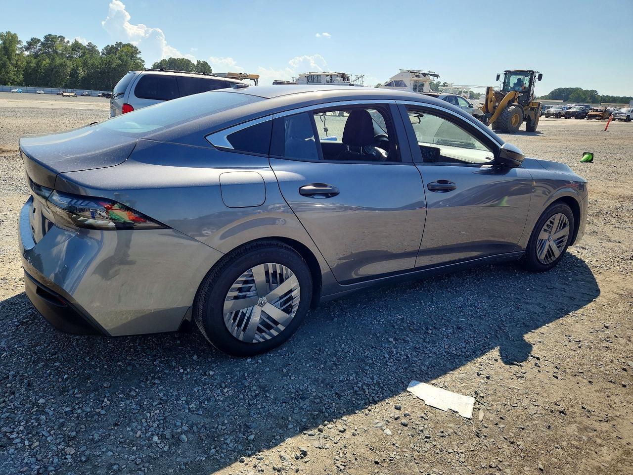 2026 Nissan Sentra S - Image 3