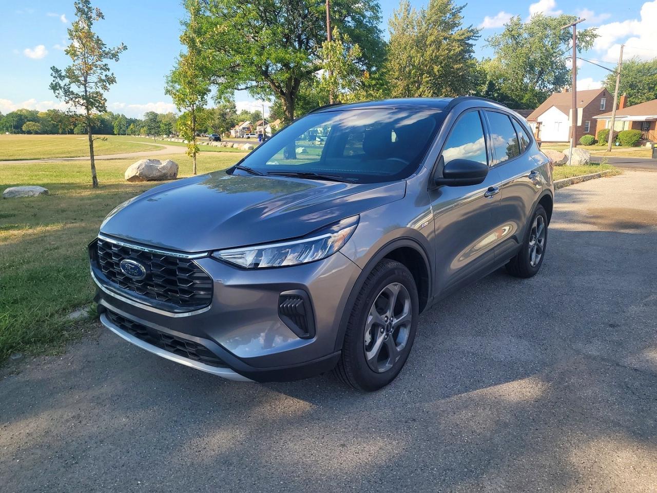 2025 Ford Escape St Line - Фото 2