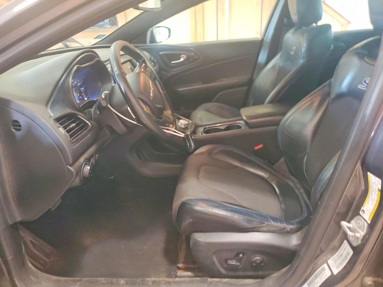 2015 Chrysler 200 S - Фото 7