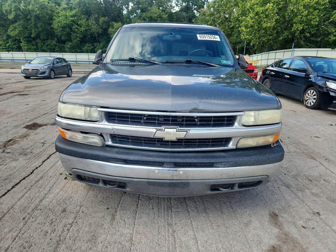 2001 Chevrolet Suburban K1500 - Фото 5