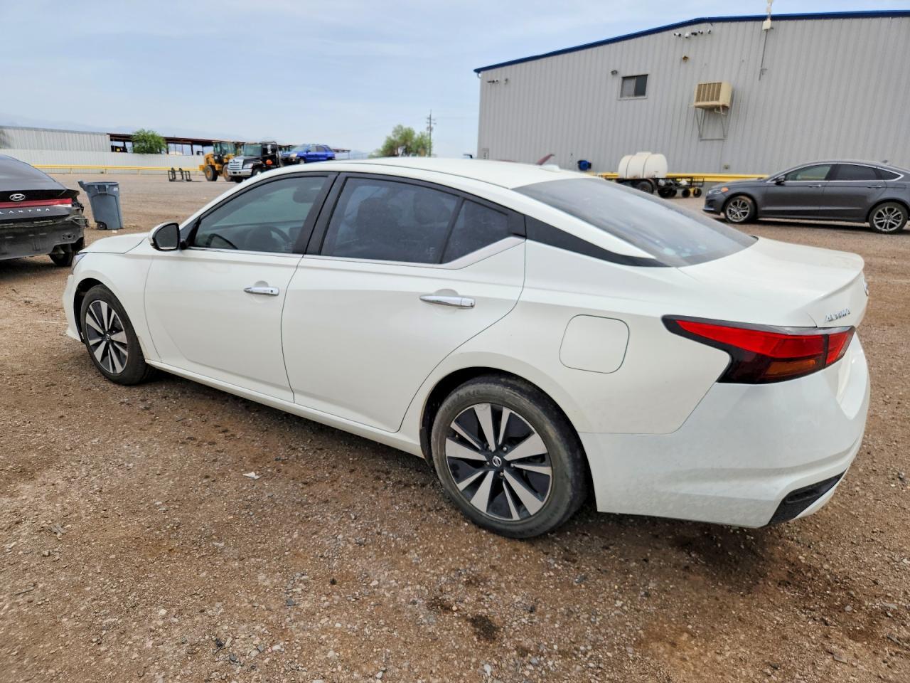 2019 Nissan Altima Sv - Фото 2