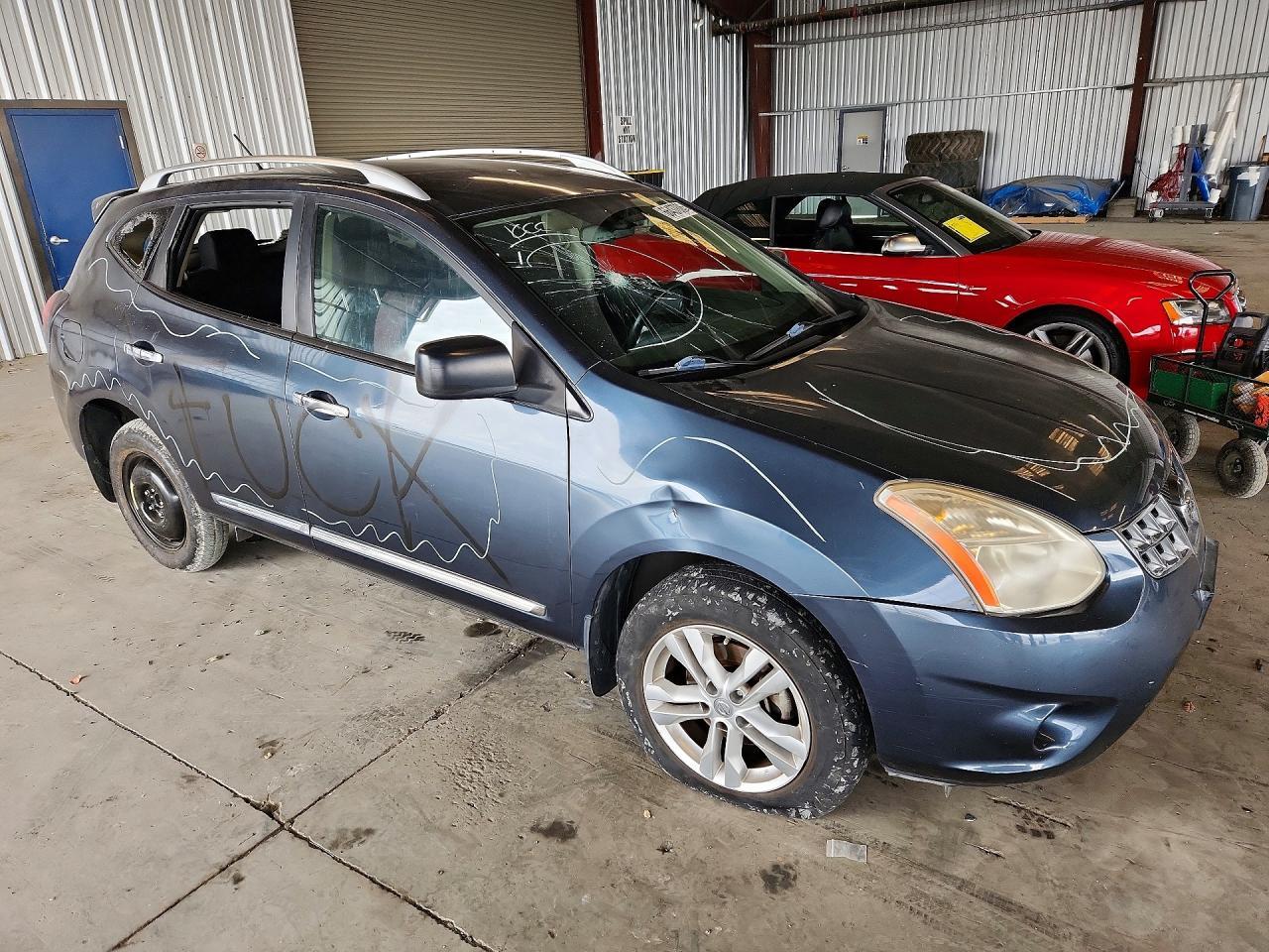 2015 Nissan Rogue Select S - Image 4