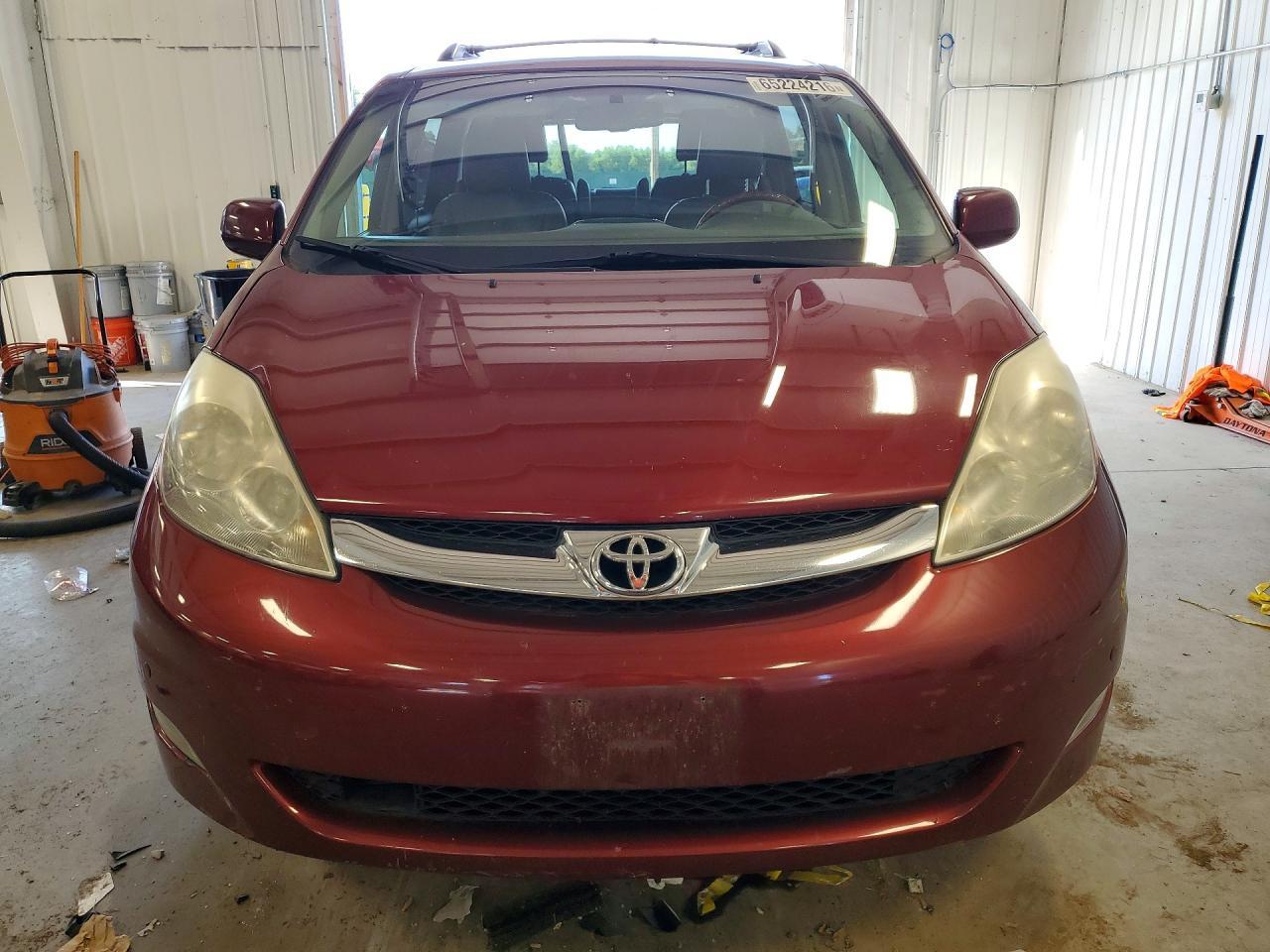 2010 Toyota Sienna Xle Limited - Фото 5
