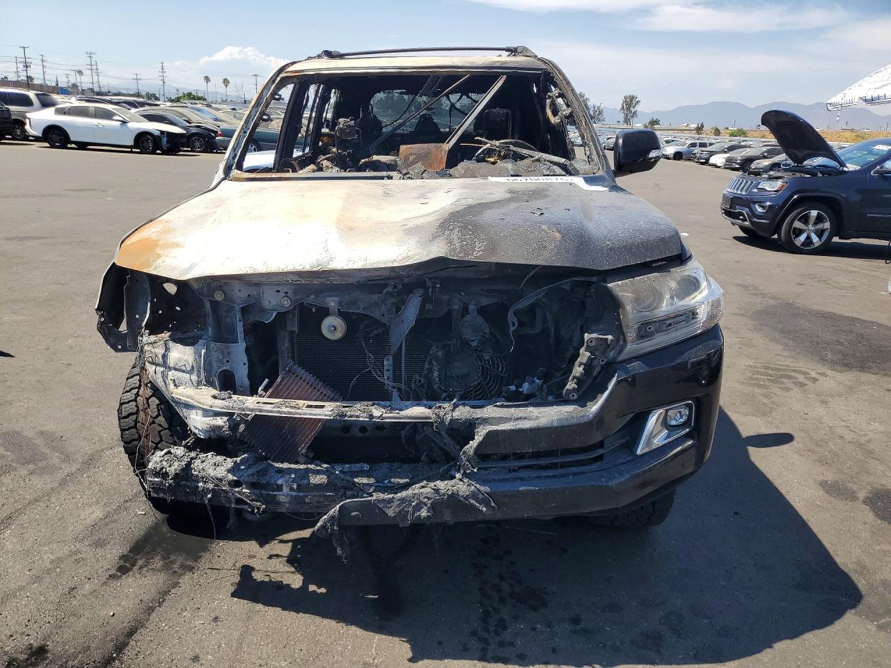 2018 Toyota Land Cruiser Base - Фото 5