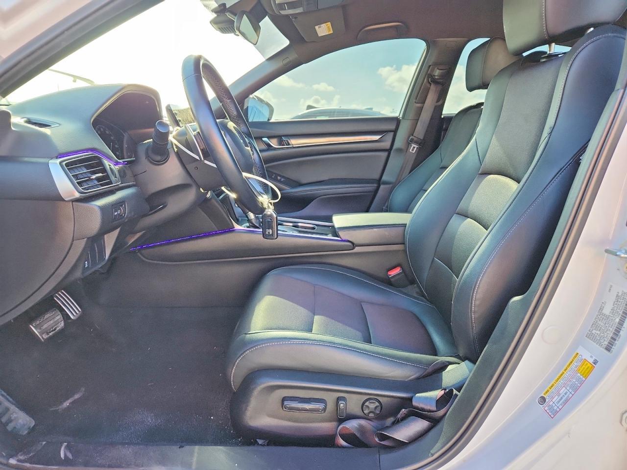 2022 Honda Accord Sport - Image 7