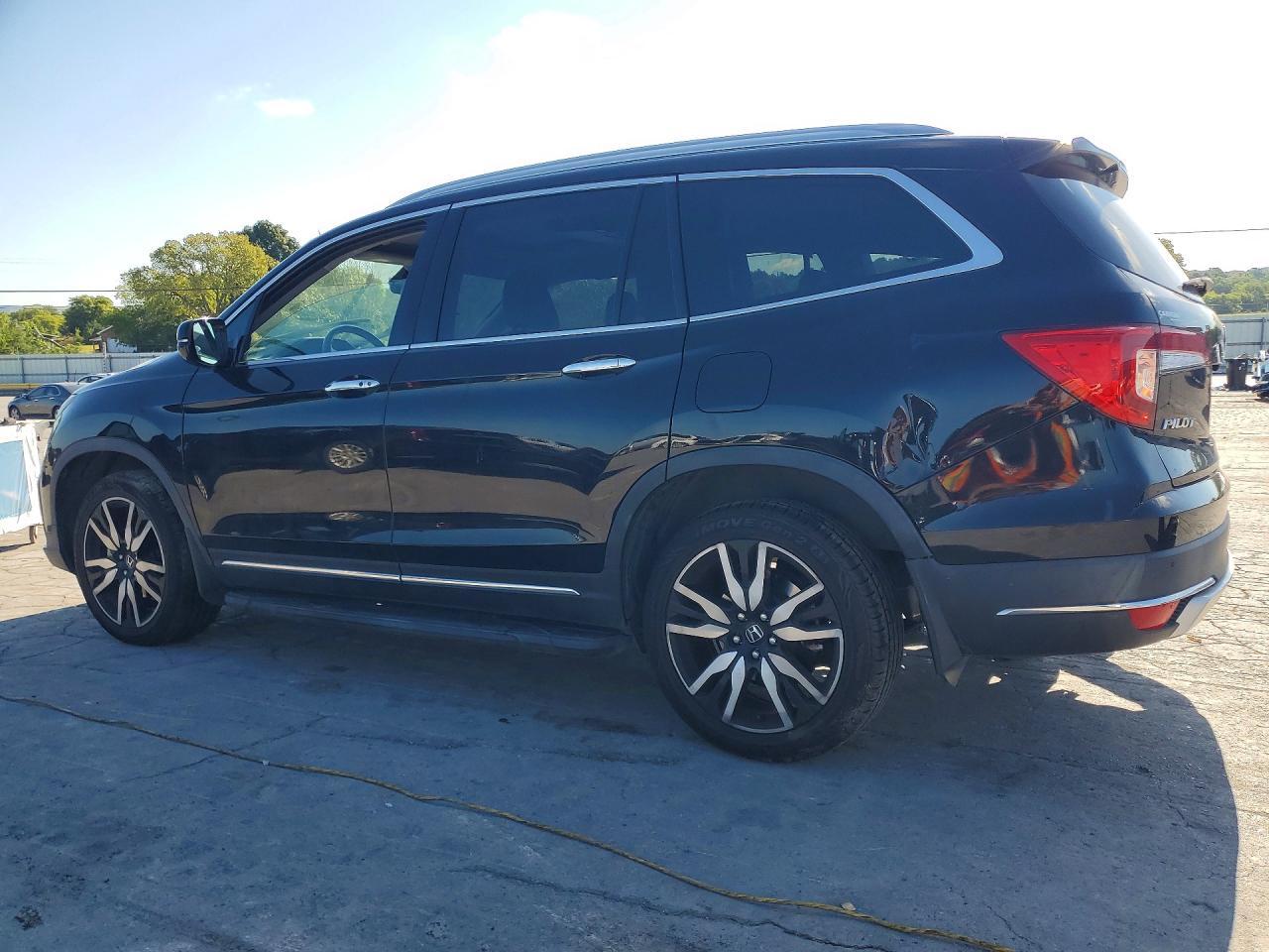 2021 Honda Pilot Touring - Фото 2