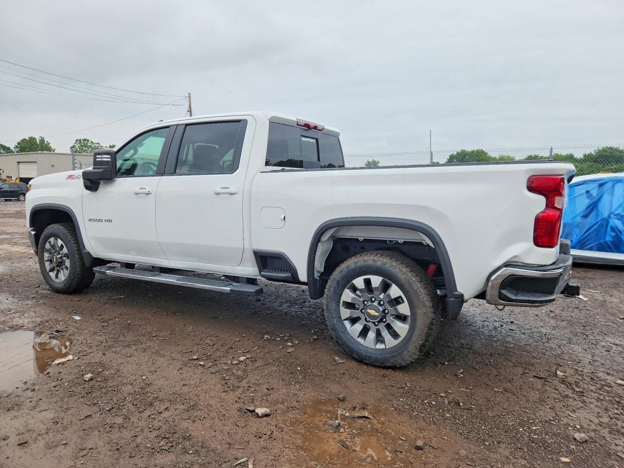2026 Chevrolet Silverado K2500 Heavy Duty Lt - Image 2
