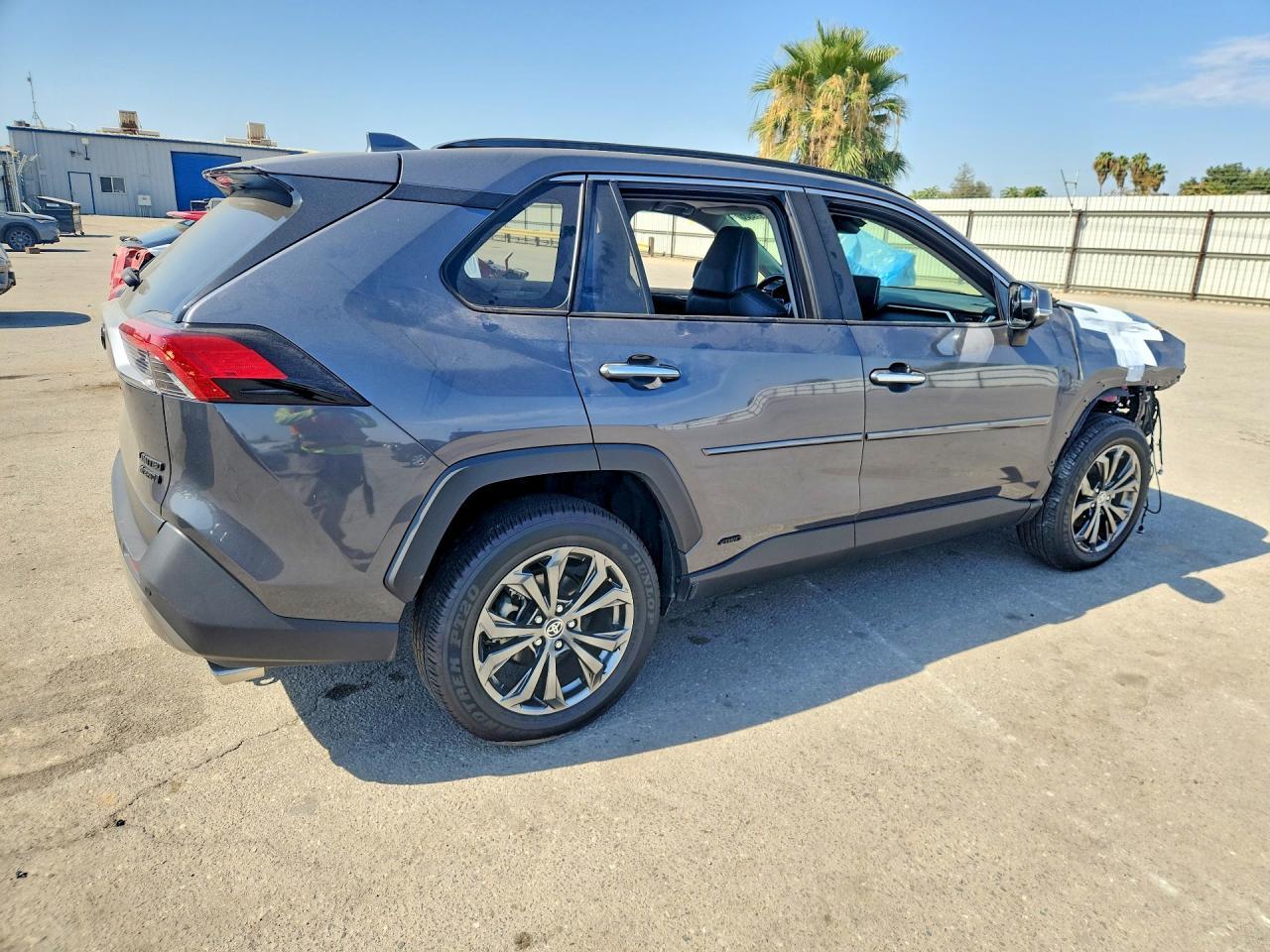 2024 Toyota Rav4 Limited - Фото 3
