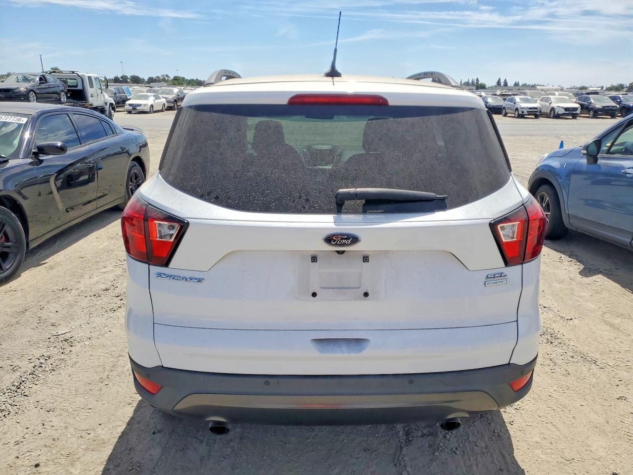 2019 Ford Escape Sel - Image 6