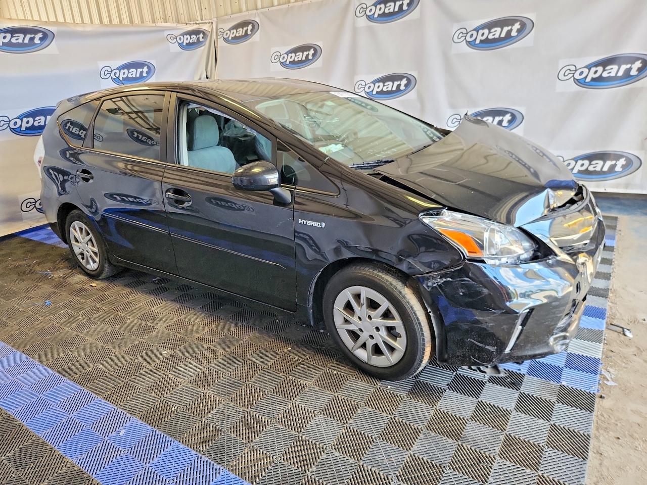 2012 Toyota Prius V Three - Фото 4