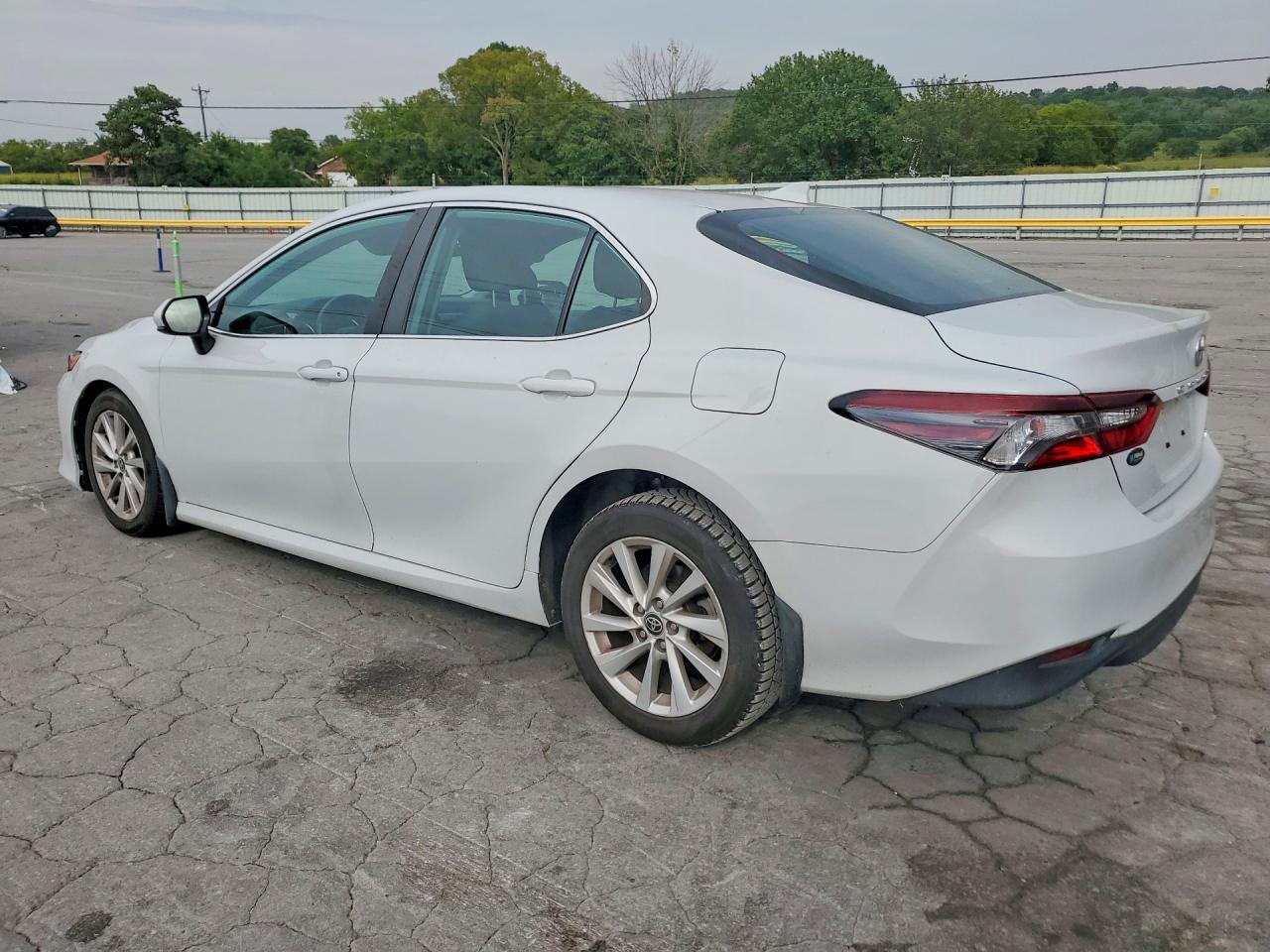 2022 Toyota Camry Le - Image 2