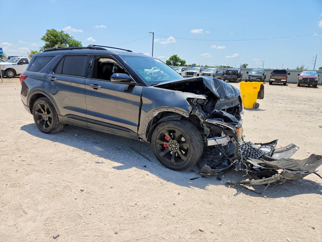 2020 Ford Explorer St - Фото 4