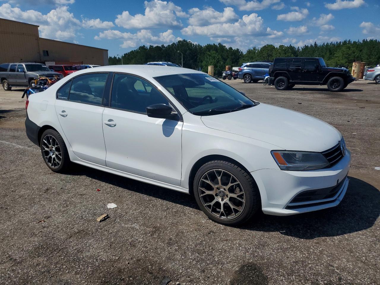 2015 Volkswagen Jetta Se - Image 4