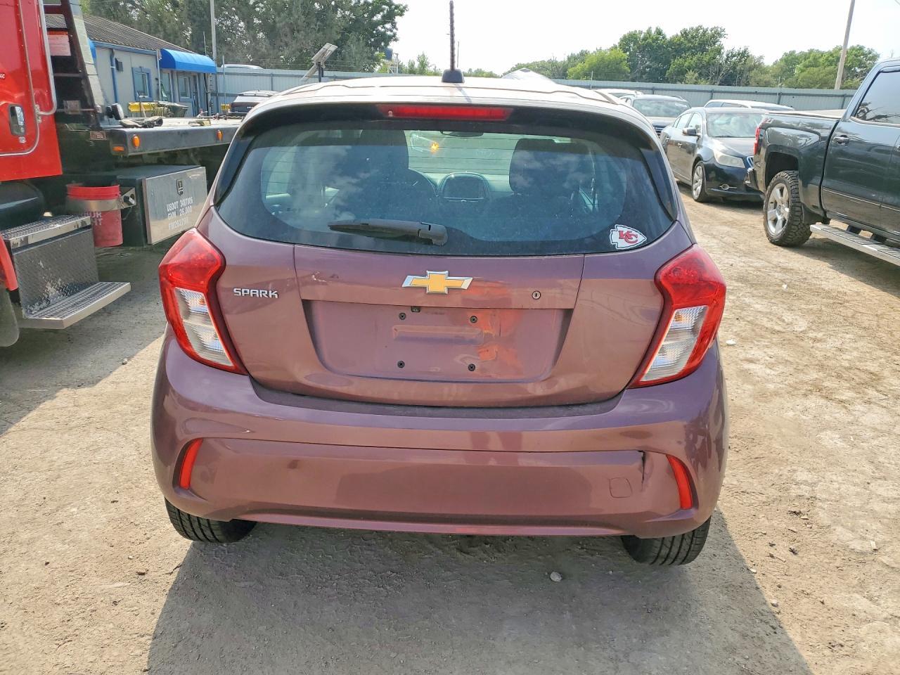 2019 Chevrolet Spark Ls - Фото 6