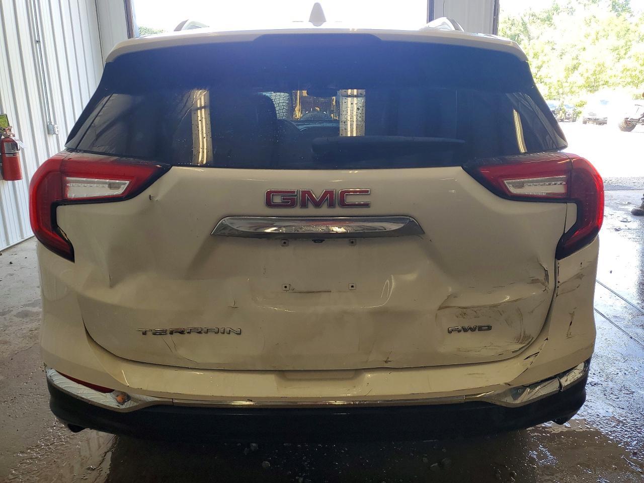2022 GMC Terrain Slt - Image 6