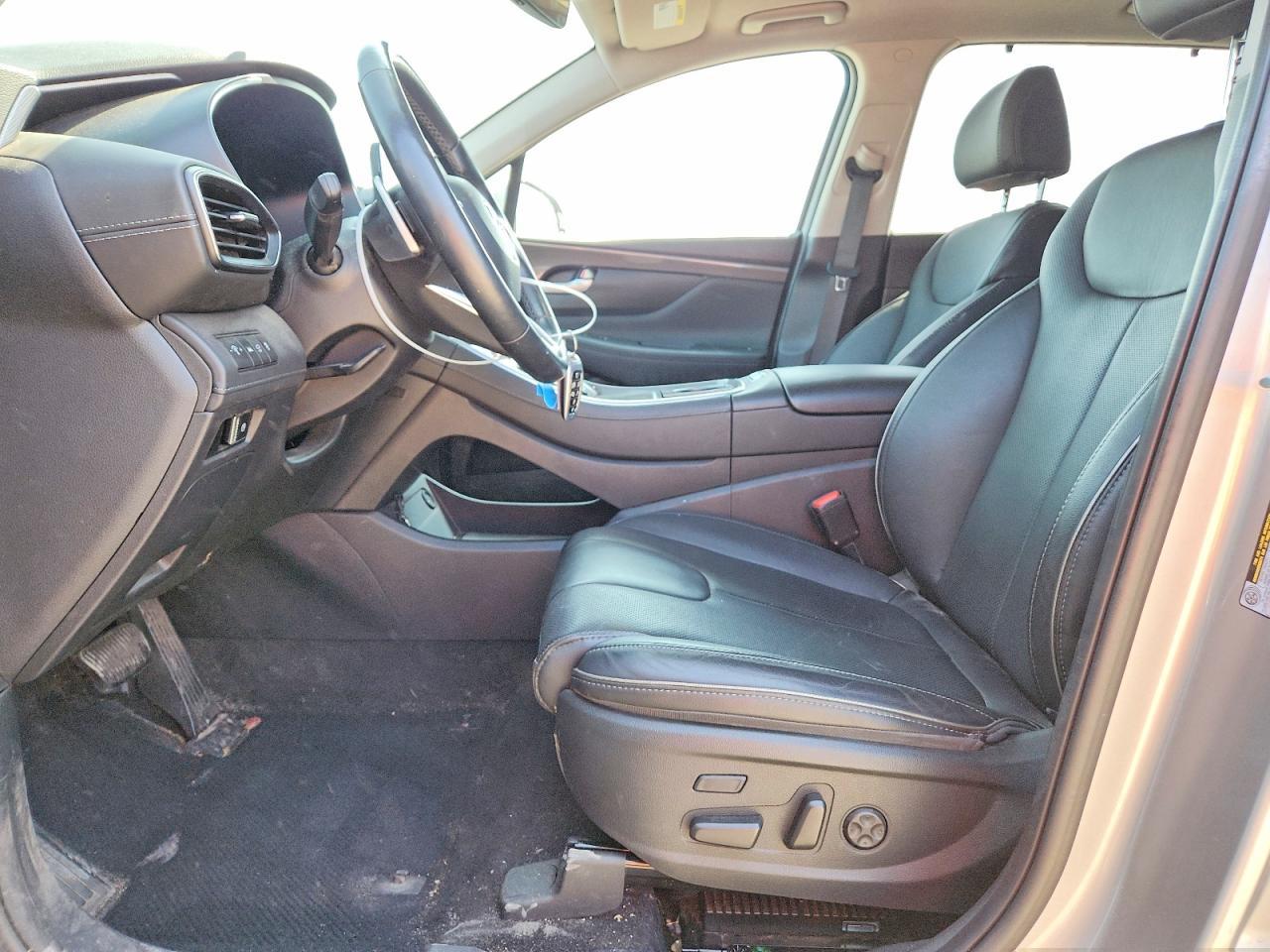 2023 Hyundai Santa Fe Limited - Image 7