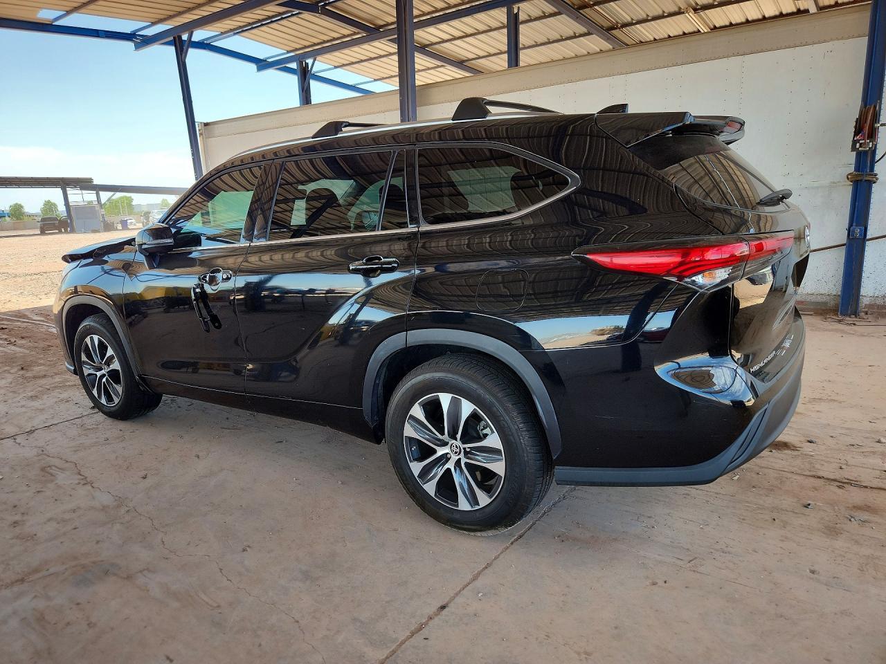 2021 Toyota Highlander Xle - Фото 2