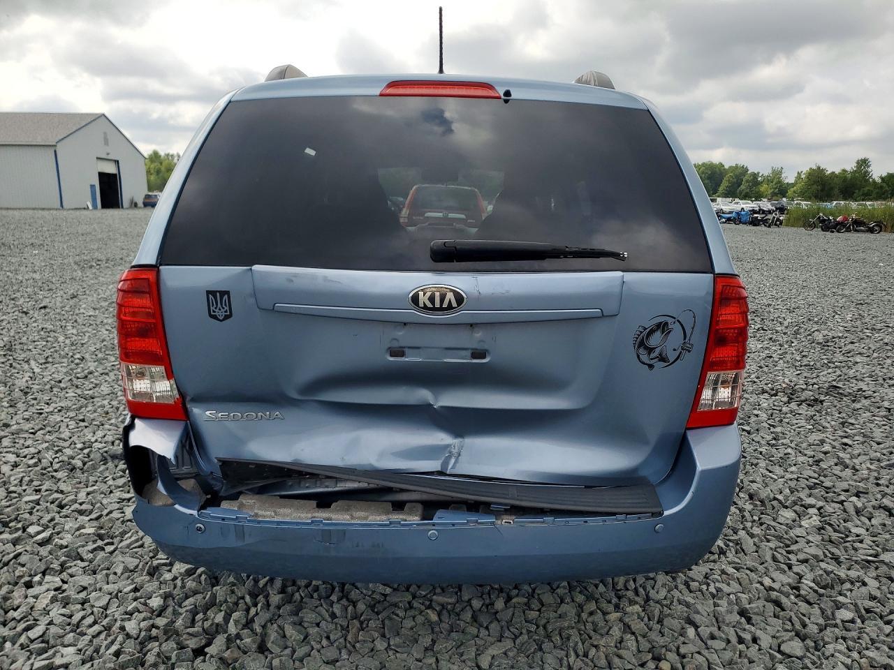 2014 Kia Sedona Lx - Фото 6
