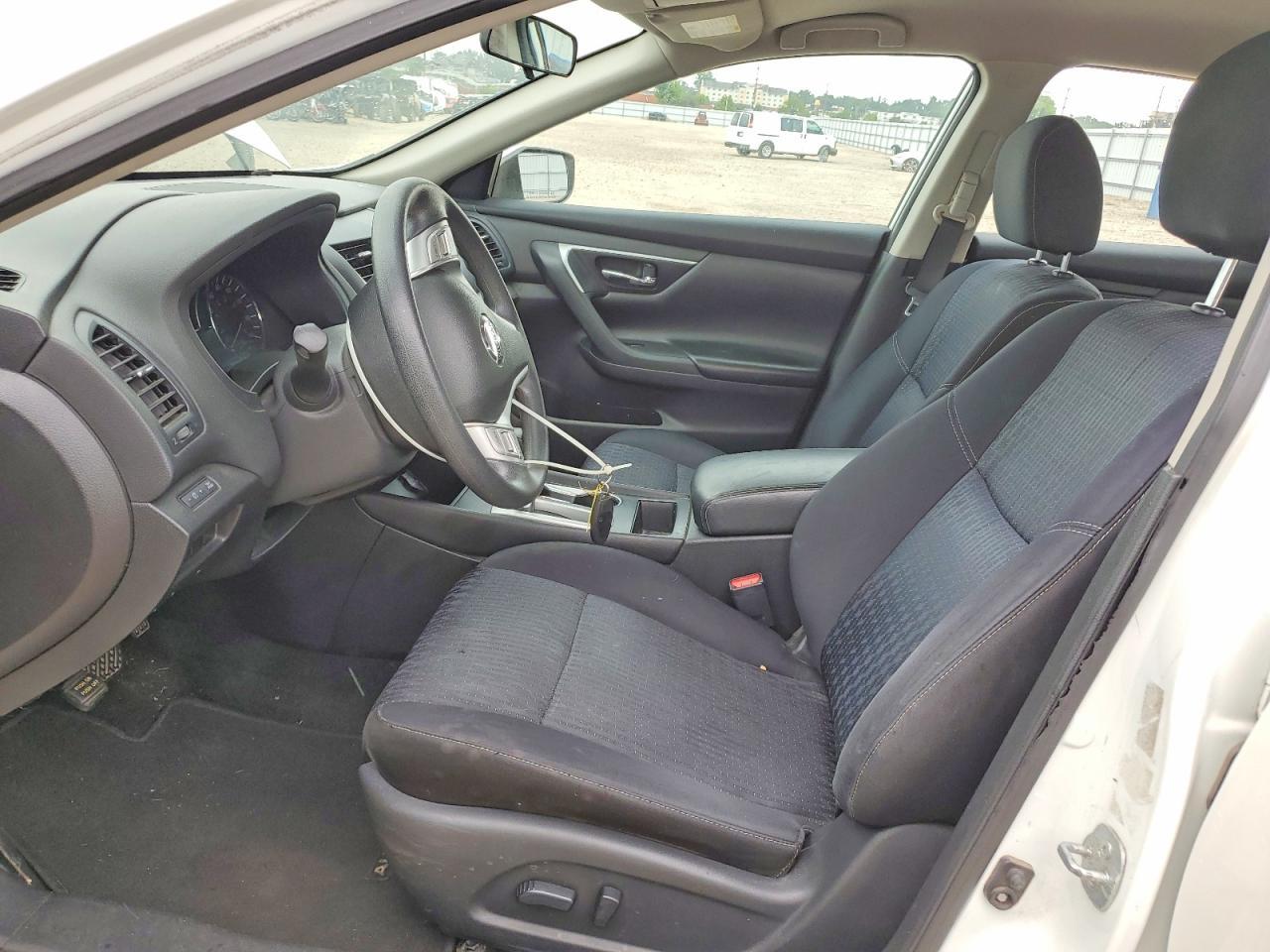 2016 Nissan Altima 2.5 S - Фото 7